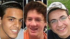 Товарищи трех убитых юношей посетили офис Яд ле-Ахим